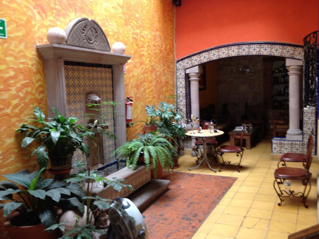 Hostal Casa Castillo Morelia Extérieur photo