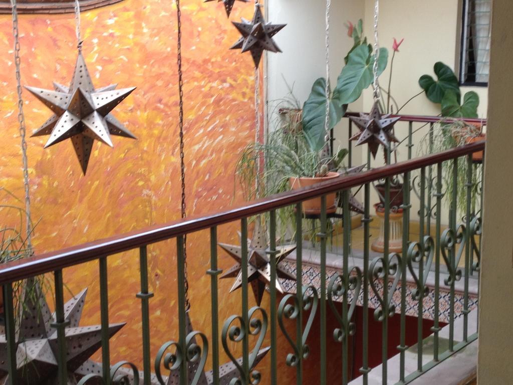 Hostal Casa Castillo Morelia Extérieur photo