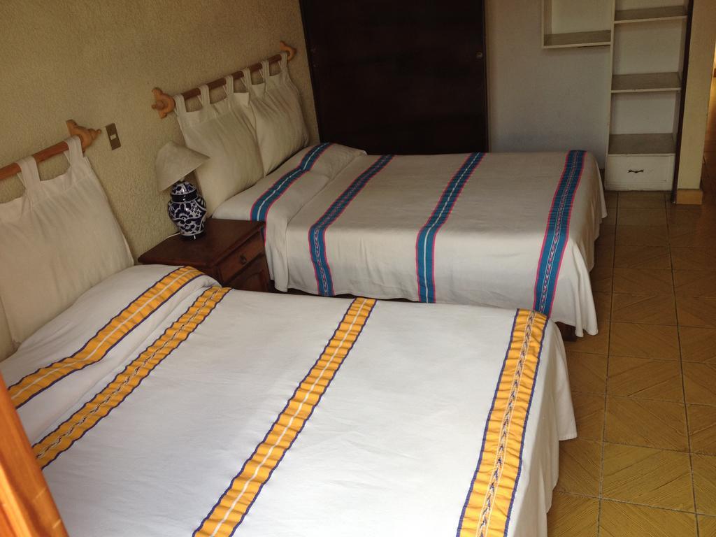 Hostal Casa Castillo Morelia Chambre photo