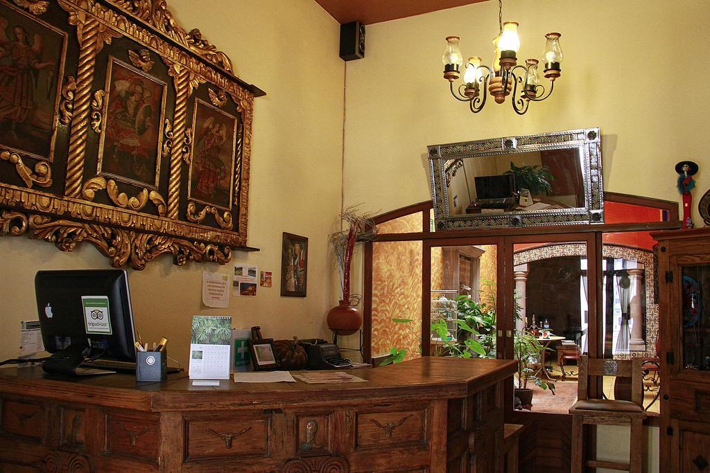 Hostal Casa Castillo Morelia Extérieur photo