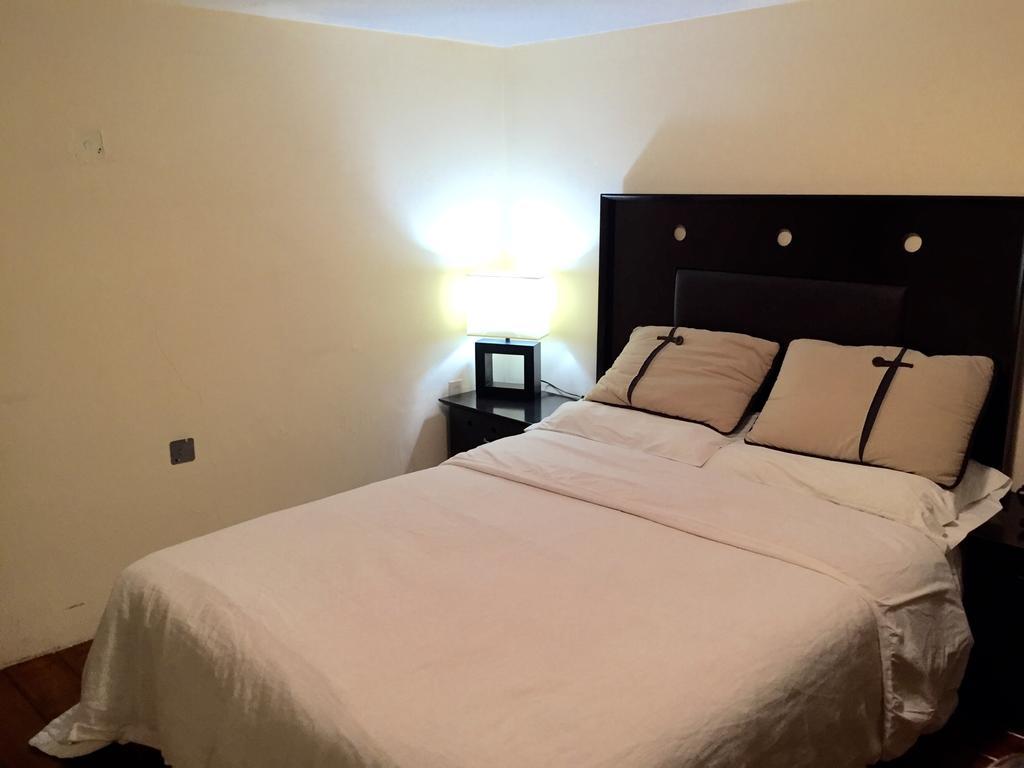 Hostal Casa Castillo Morelia Chambre photo