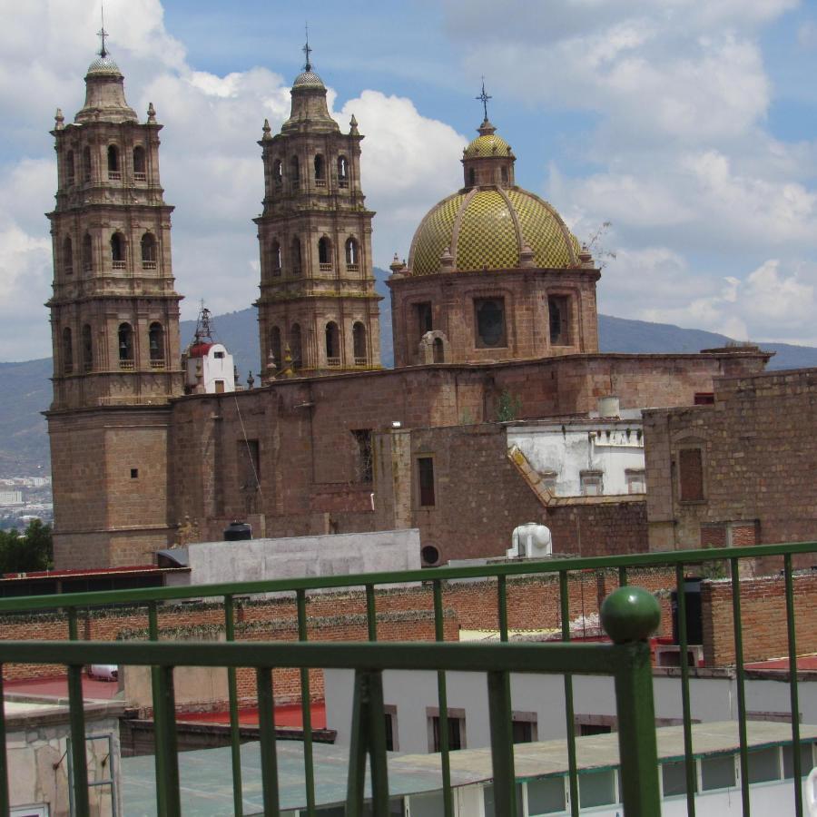 Hostal Casa Castillo Morelia Extérieur photo