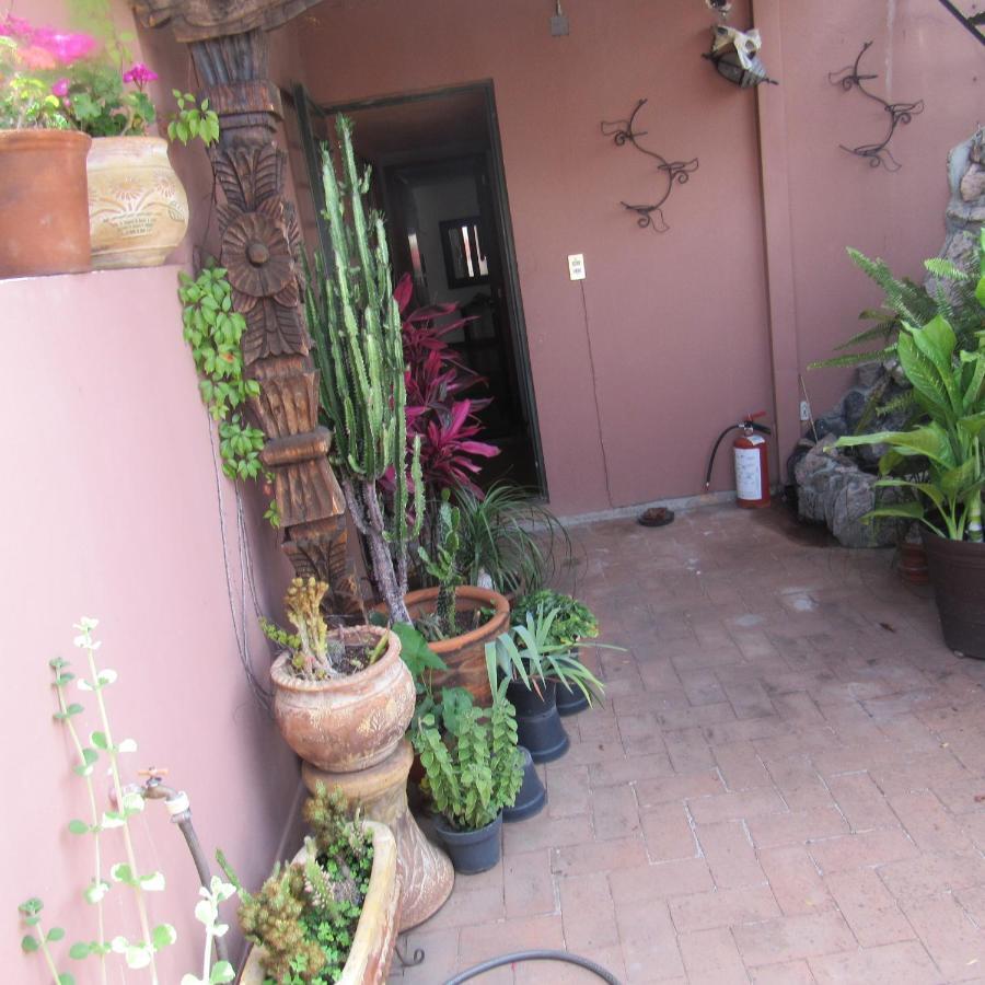 Hostal Casa Castillo Morelia Extérieur photo